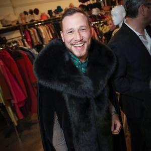 Meet your Posher, Jonathan